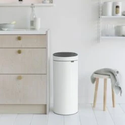 Brabantia Touch Bin New Afvalemmer 30 Liter 21 Brabantia Touch Bin New Afvalemmer 30 Liter -Brabantia 10069731