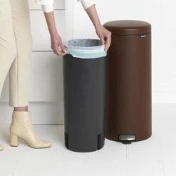 Brabantia NewIcon Pedaalemmer 30 Liter - Mineral Cosy Brown 22 Brabantia NewIcon Pedaalemmer 30 Liter - Mineral Cosy Brown -Brabantia 10086955