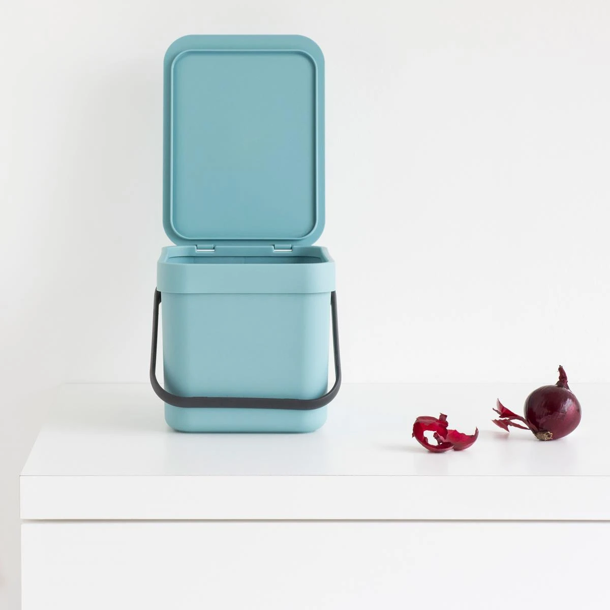 Brabantia Sort & Go Afvalemmer 6 L - Lichtblauw 10 Brabantia Sort & Go Afvalemmer 6 L - Lichtblauw - Afbeelding 8