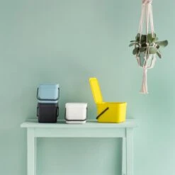 Brabantia Sort & Go Afvalemmer 6 L - Lichtblauw 37 Brabantia Sort & Go Afvalemmer 6 L - Lichtblauw -Brabantia 10231087