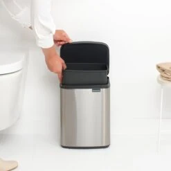 Brabantia Bo Afvalemmer 7 L - Matt Steel FPP 24 Brabantia Bo Afvalemmer 7 L - Matt Steel FPP -Brabantia 10255073