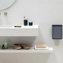 Brabantia Bo Afvalemmer 4 L - Platinum 33 Brabantia Bo Afvalemmer 4 L - Platinum -Brabantia 10255883