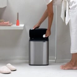 Brabantia Bo Afvalemmer 7 L - Matt Steel FPP 31 Brabantia Bo Afvalemmer 7 L - Matt Steel FPP -Brabantia 10257631