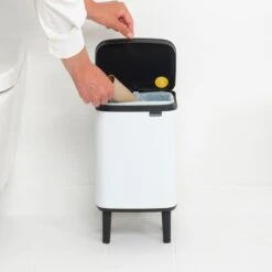 Brabantia Bo Hi Afvalemmer 4 L - White 18 Brabantia Bo Hi Afvalemmer 4 L - White -Brabantia 10713223