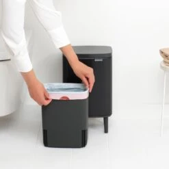 Brabantia Bo Hi Afvalemmer 7 L - Matt Black 24 Brabantia Bo Hi Afvalemmer 7 L - Matt Black -Brabantia 10713258