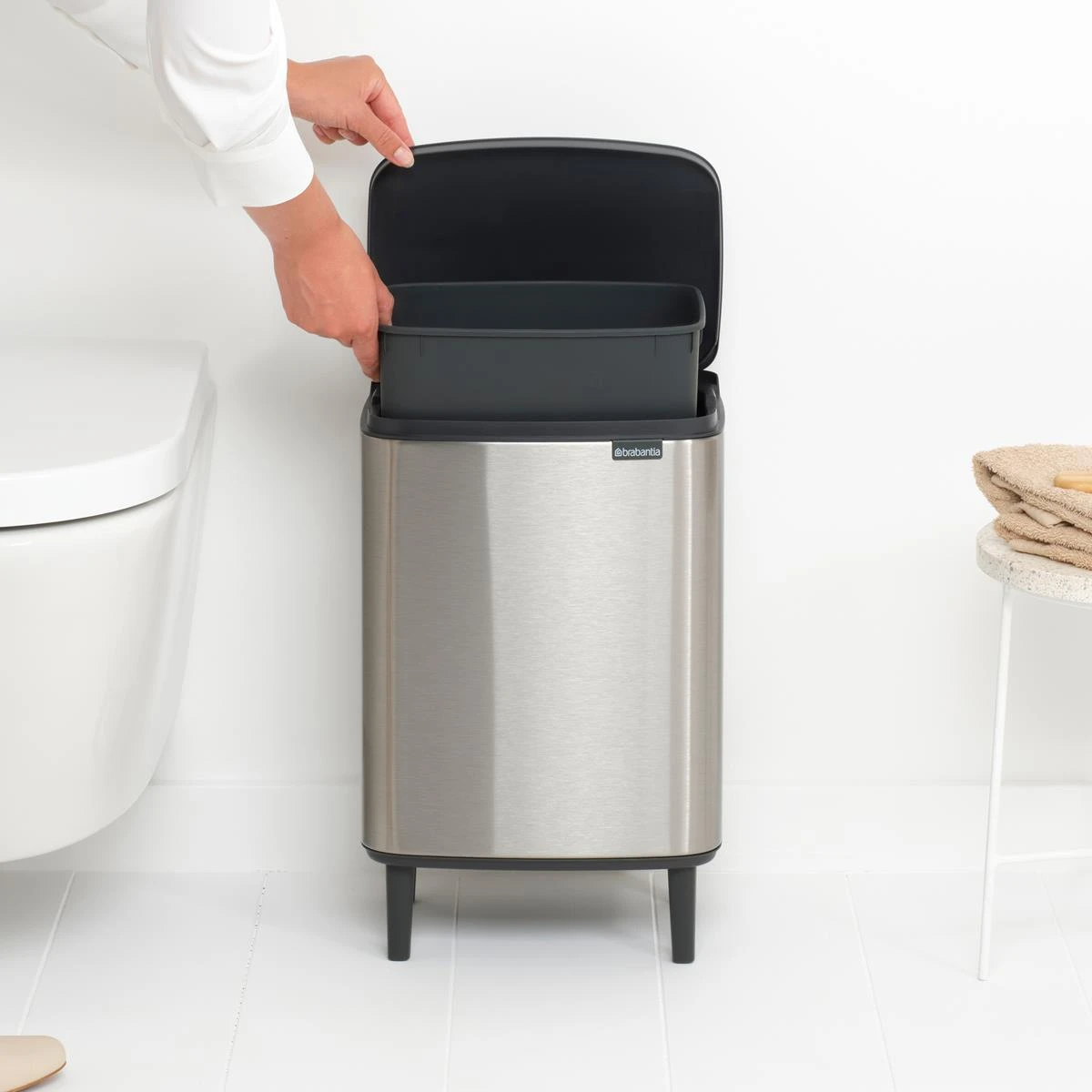Brabantia Bo Hi Afvalemmer 12 L - Matt Steel FPP 6 Brabantia Bo Hi Afvalemmer 12 L - Matt Steel FPP - Afbeelding 4