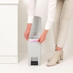 Brabantia StepUp Pedaalemmer - 10 L - Light Grey -Brabantia 11085562