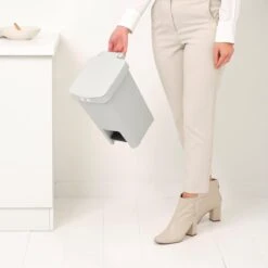 Brabantia StepUp Pedaalemmer - 10 L - Light Grey -Brabantia 11085590