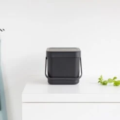Brabantia Sort & Go Afvalemmer 6 L - Donkergrijs 15 Brabantia Sort & Go Afvalemmer 6 L - Donkergrijs -Brabantia 11140544