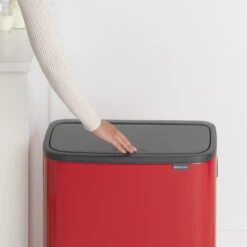 Brabantia Bo Touch Bin 2x30 L 15 Brabantia Bo Touch Bin 2x30 L -Brabantia 39712 03 04 74ee7263e4