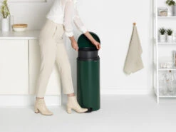 Brabantia New Icon Pedaalemmer 30 Liter 19 Brabantia New Icon Pedaalemmer 30 Liter -Brabantia 508391 01 40 EnvironmentImage 8c19a8a1e5