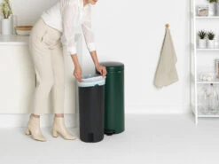 Brabantia New Icon Pedaalemmer 30 Liter 23 Brabantia New Icon Pedaalemmer 30 Liter -Brabantia 508391 01 60 EnvironmentImage 9af616771f