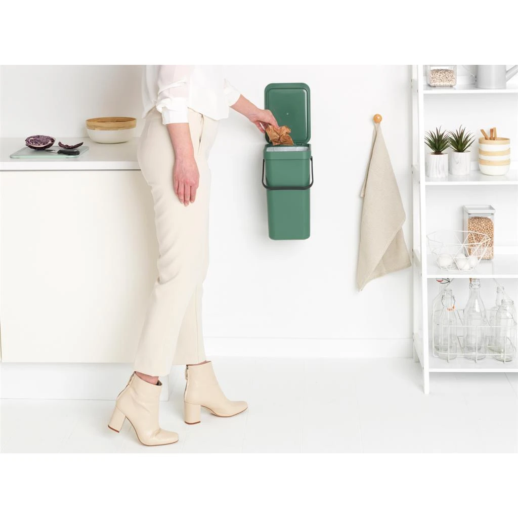 Brabantia Sort And Go Afvalemmer 12L Fir Green 7 Brabantia Sort And Go Afvalemmer 12L Fir Green - Afbeelding 5