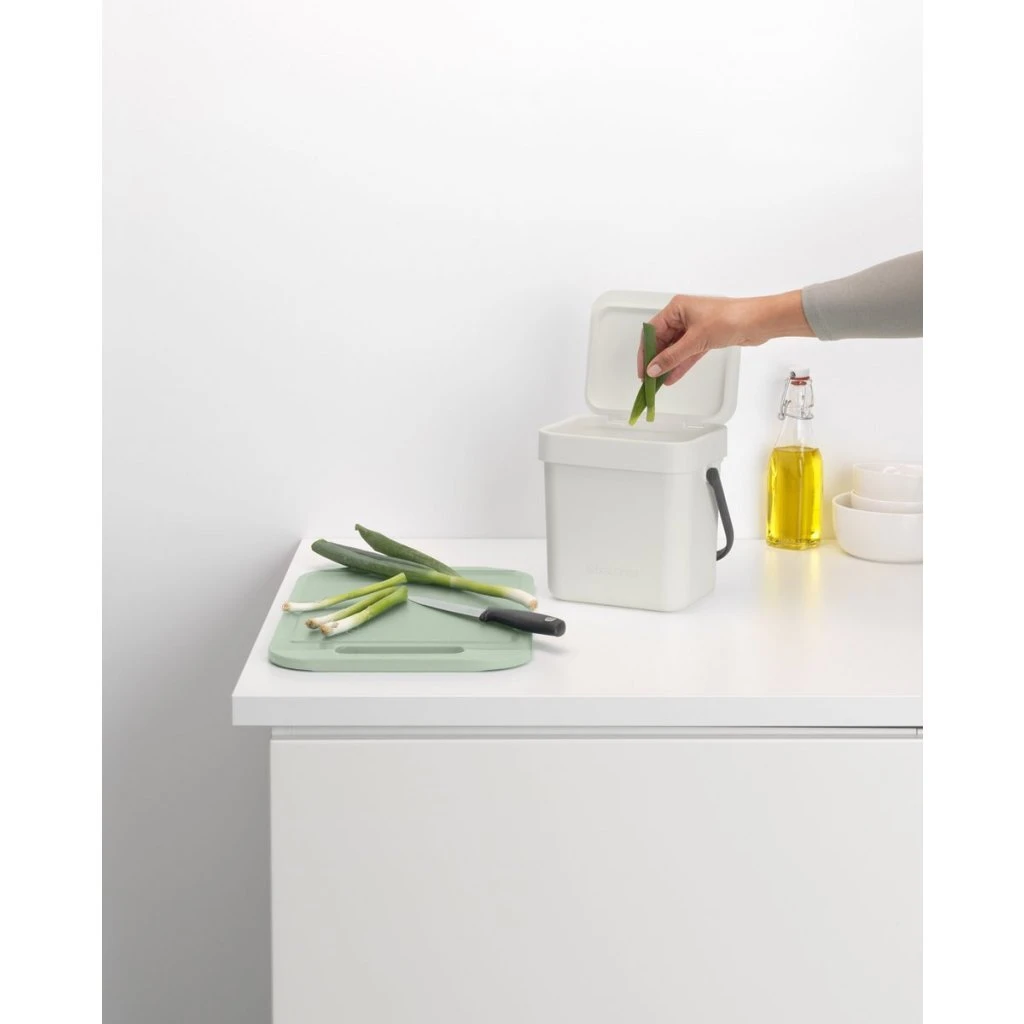 Brabantia Sort & Go Afvalbakje 3L Lichtgrijs 4 Brabantia Sort & Go Afvalbakje 3L Lichtgrijs - Afbeelding 2