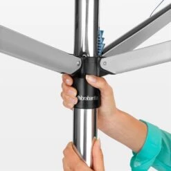 Brabantia Topspinner Droogmolen Met Bodemhuls 40 M Drooglijn Metallic Grijs -Brabantia 8710755310768 3