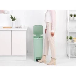Brabantia Stepup Pedaalemmer 40L Jade Groen -Brabantia 8710755800108 2