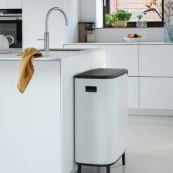 Brabantia Bo Touch Bin Hi Afvalemmer 2 X 30 L - Wit 32 Brabantia Bo Touch Bin Hi Afvalemmer 2 X 30 L - Wit -Brabantia 9463639
