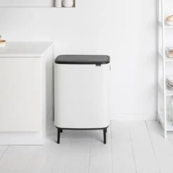 Brabantia Bo Touch Bin Hi Afvalemmer 2 X 30 L - Wit 33 Brabantia Bo Touch Bin Hi Afvalemmer 2 X 30 L - Wit -Brabantia 9463644