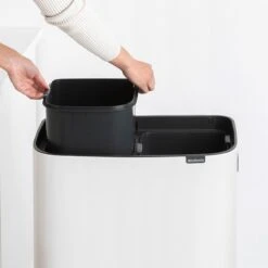 Brabantia Bo Touch Bin Hi Afvalemmer 2 X 30 L - Wit 35 Brabantia Bo Touch Bin Hi Afvalemmer 2 X 30 L - Wit -Brabantia 9463651
