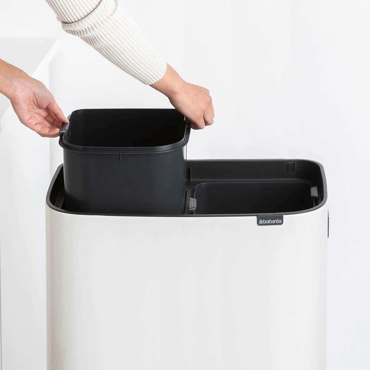 Brabantia Bo Touch Bin Hi Afvalemmer 2 X 30 L - Wit 16 Brabantia Bo Touch Bin Hi Afvalemmer 2 X 30 L - Wit - Afbeelding 14