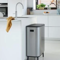 Brabantia Bo Touch Bin Hi Afvalemmer 2 X 30 L - Vingerafdrukvrij 32 Brabantia Bo Touch Bin Hi Afvalemmer 2 X 30 L - Vingerafdrukvrij -Brabantia 9463652