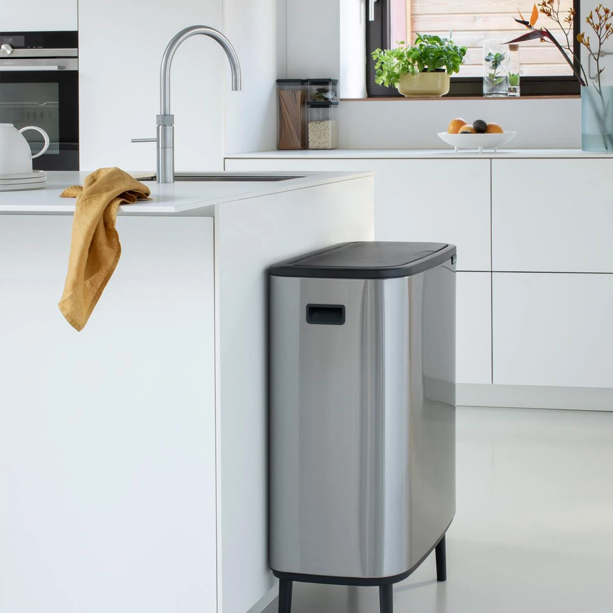 Brabantia Bo Touch Bin Hi Afvalemmer 2 X 30 L - Vingerafdrukvrij 13 Brabantia Bo Touch Bin Hi Afvalemmer 2 X 30 L - Vingerafdrukvrij - Afbeelding 11