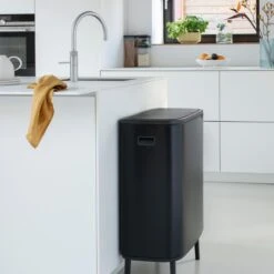 Brabantia Bo Touch Bin Hi Afvalemmer 2 X 30 L - Zwart 34 Brabantia Bo Touch Bin Hi Afvalemmer 2 X 30 L - Zwart -Brabantia 9463657