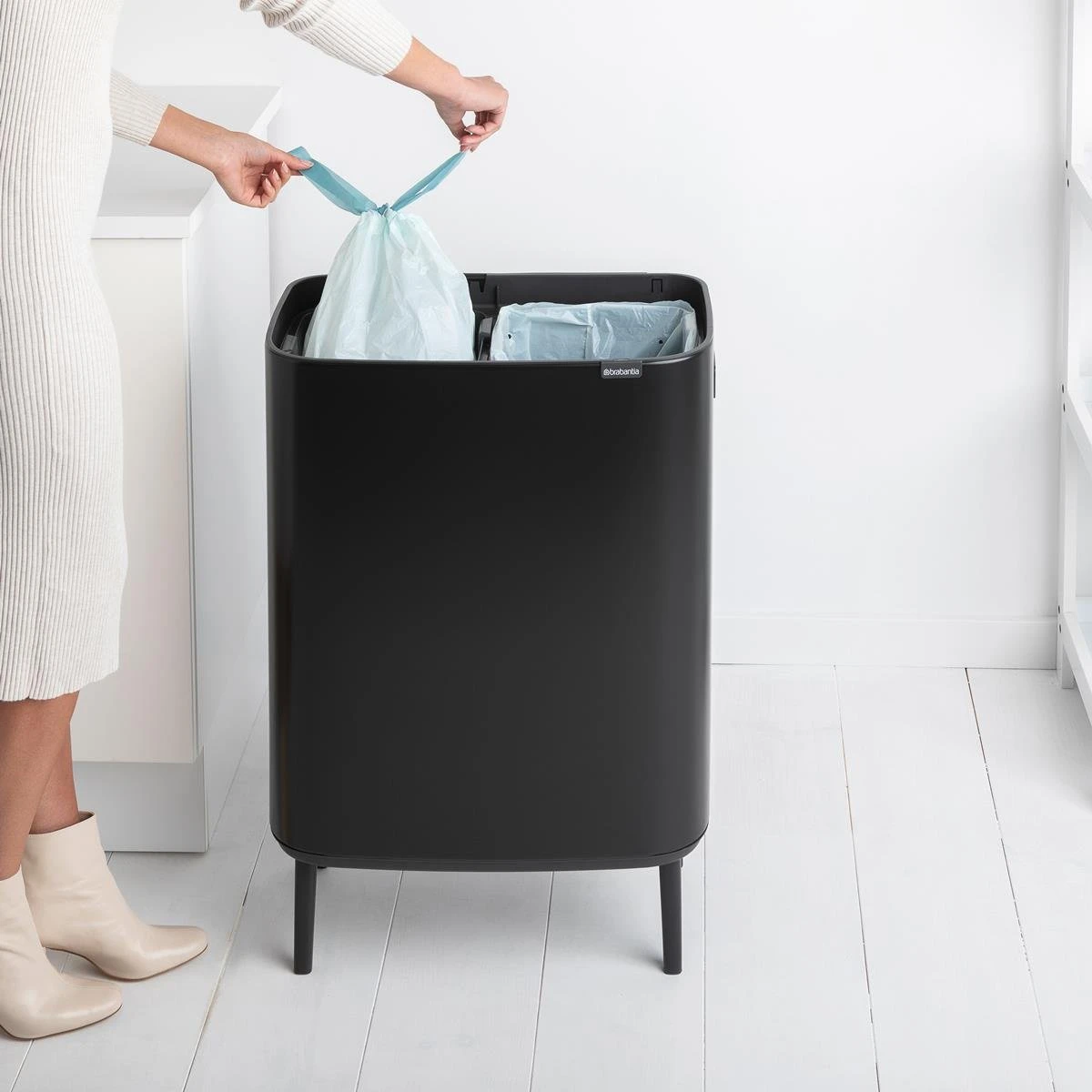 Brabantia Bo Touch Bin Hi Afvalemmer 2 X 30 L - Zwart 17 Brabantia Bo Touch Bin Hi Afvalemmer 2 X 30 L - Zwart - Afbeelding 15