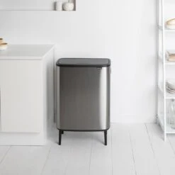 Brabantia Bo Touch Bin Hi Afvalemmer 2 X 30 L - Vingerafdrukvrij 35 Brabantia Bo Touch Bin Hi Afvalemmer 2 X 30 L - Vingerafdrukvrij -Brabantia 9463667
