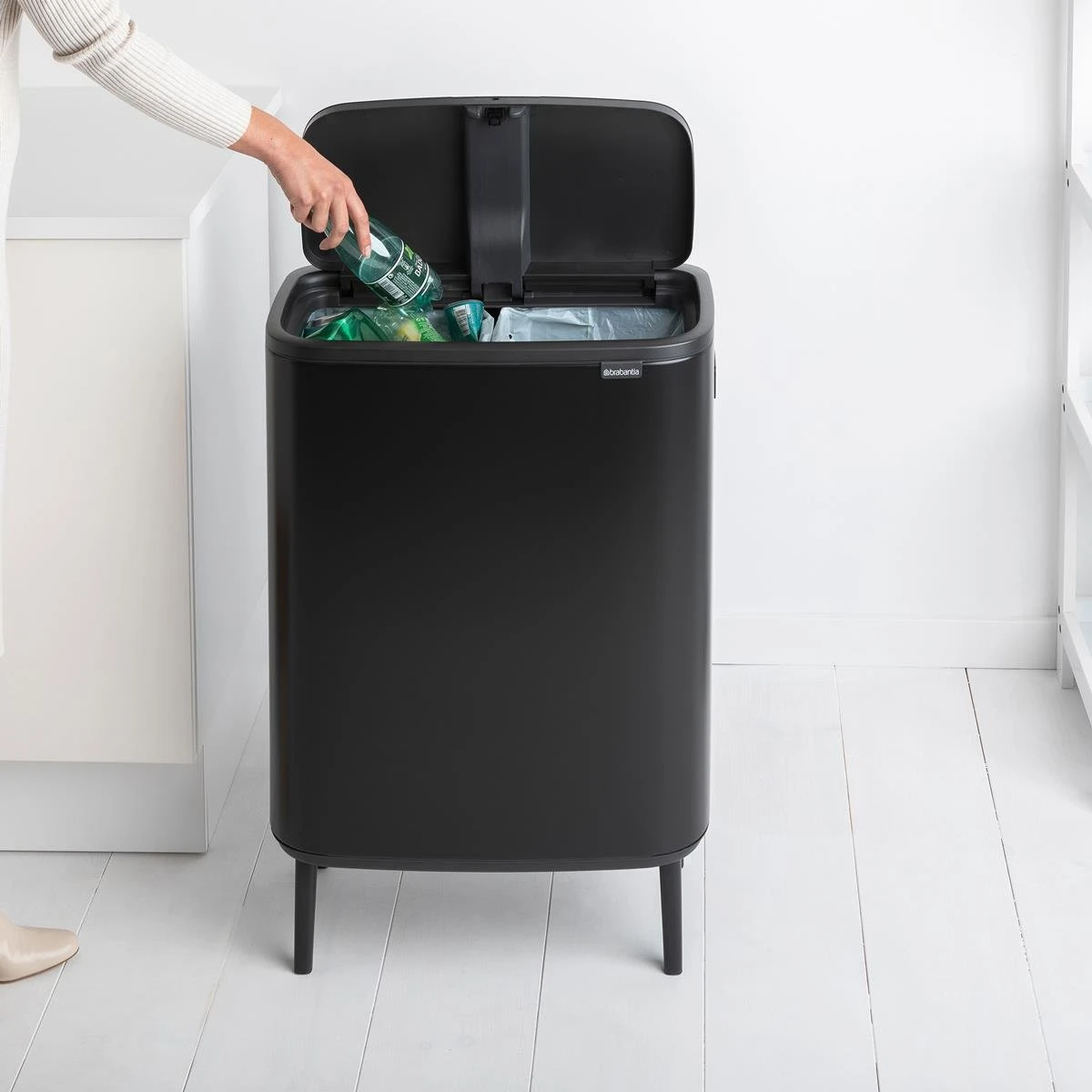 Brabantia Bo Touch Bin Hi Afvalemmer 2 X 30 L - Zwart 19 Brabantia Bo Touch Bin Hi Afvalemmer 2 X 30 L - Zwart - Afbeelding 17
