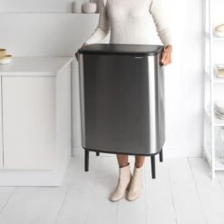 Brabantia Bo Touch Bin Hi Afvalemmer 2 X 30 L - Vingerafdrukvrij 40 Brabantia Bo Touch Bin Hi Afvalemmer 2 X 30 L - Vingerafdrukvrij -Brabantia 9463689