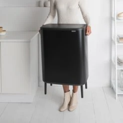 Brabantia Bo Touch Bin Hi 60 Liter 40 Brabantia Bo Touch Bin Hi 60 Liter -Brabantia 9463758