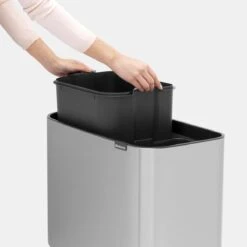Brabantia Bo Touch Bin Afvalemmer 11 + 23 L - Vingerafdrukvrij - Zilver 33 Brabantia Bo Touch Bin Afvalemmer 11 + 23 L - Vingerafdrukvrij - Zilver -Brabantia 9464041