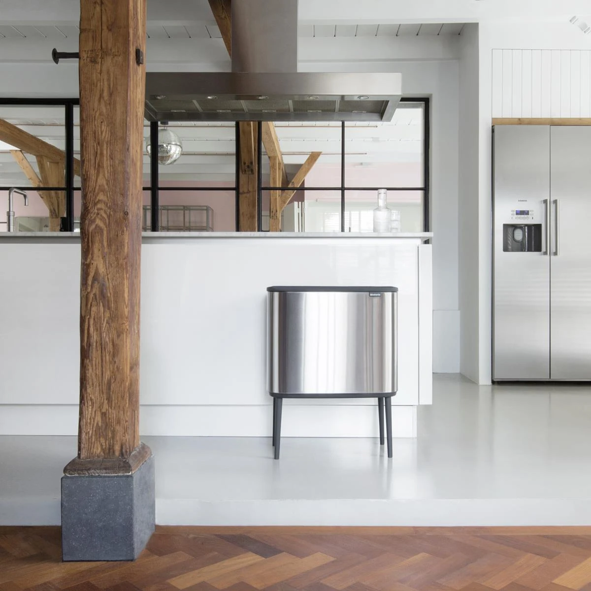 Brabantia Bo Touch Bin Afvalemmer 11 + 23 L - Vingerafdrukvrij - Zilver 17 Brabantia Bo Touch Bin Afvalemmer 11 + 23 L - Vingerafdrukvrij - Zilver - Afbeelding 15