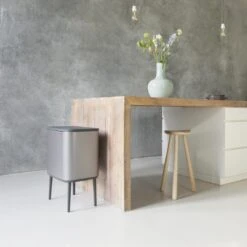 Brabantia Bo Touch Bin Afvalemmer 11 + 23 L - Platinum 37 Brabantia Bo Touch Bin Afvalemmer 11 + 23 L - Platinum -Brabantia 9464051