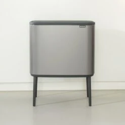 Brabantia Bo Touch Bin Afvalemmer 11 + 23 L - Platinum 39 Brabantia Bo Touch Bin Afvalemmer 11 + 23 L - Platinum -Brabantia 9464055