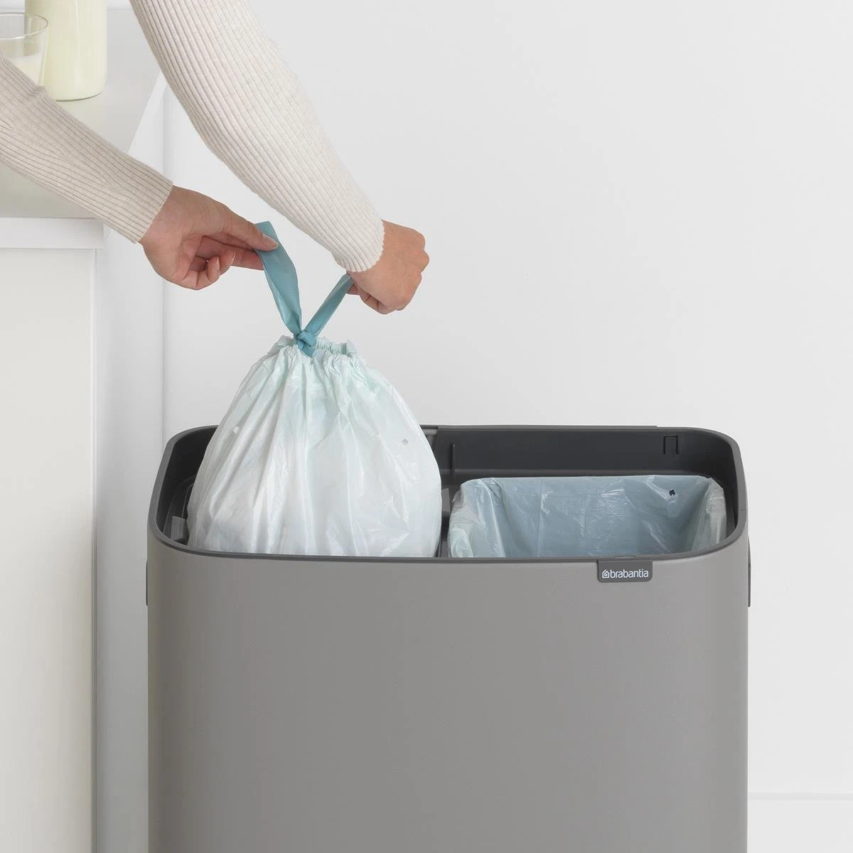 Brabantia Bo Touch Bin Afvalemmer 2 X 30 L - Mineral Concrete Grey 20 Brabantia Bo Touch Bin Afvalemmer 2 X 30 L - Mineral Concrete Grey - Afbeelding 18