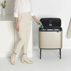 Brabantia Bo Touch Bin Afvalemmer 33 L -Brabantia 9464300