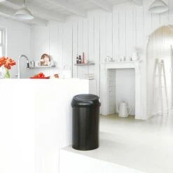Brabantia Touch Bin Afvalemmer 60 Liter 11 Brabantia Touch Bin Afvalemmer 60 Liter -Brabantia 9472242
