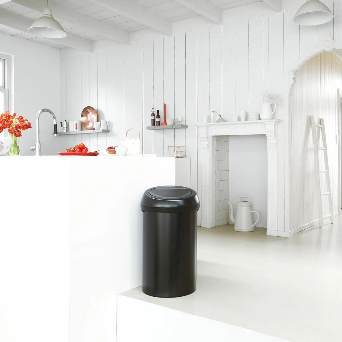 Brabantia Touch Bin Afvalemmer 60 Liter 4 Brabantia Touch Bin Afvalemmer 60 Liter - Afbeelding 2