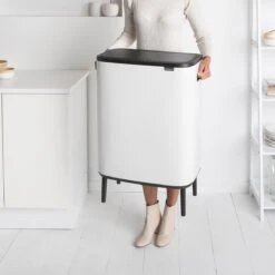 Brabantia Bo Touch Bin Hi Afvalemmer 2 X 30 L - Wit 40 Brabantia Bo Touch Bin Hi Afvalemmer 2 X 30 L - Wit -Brabantia 9486826