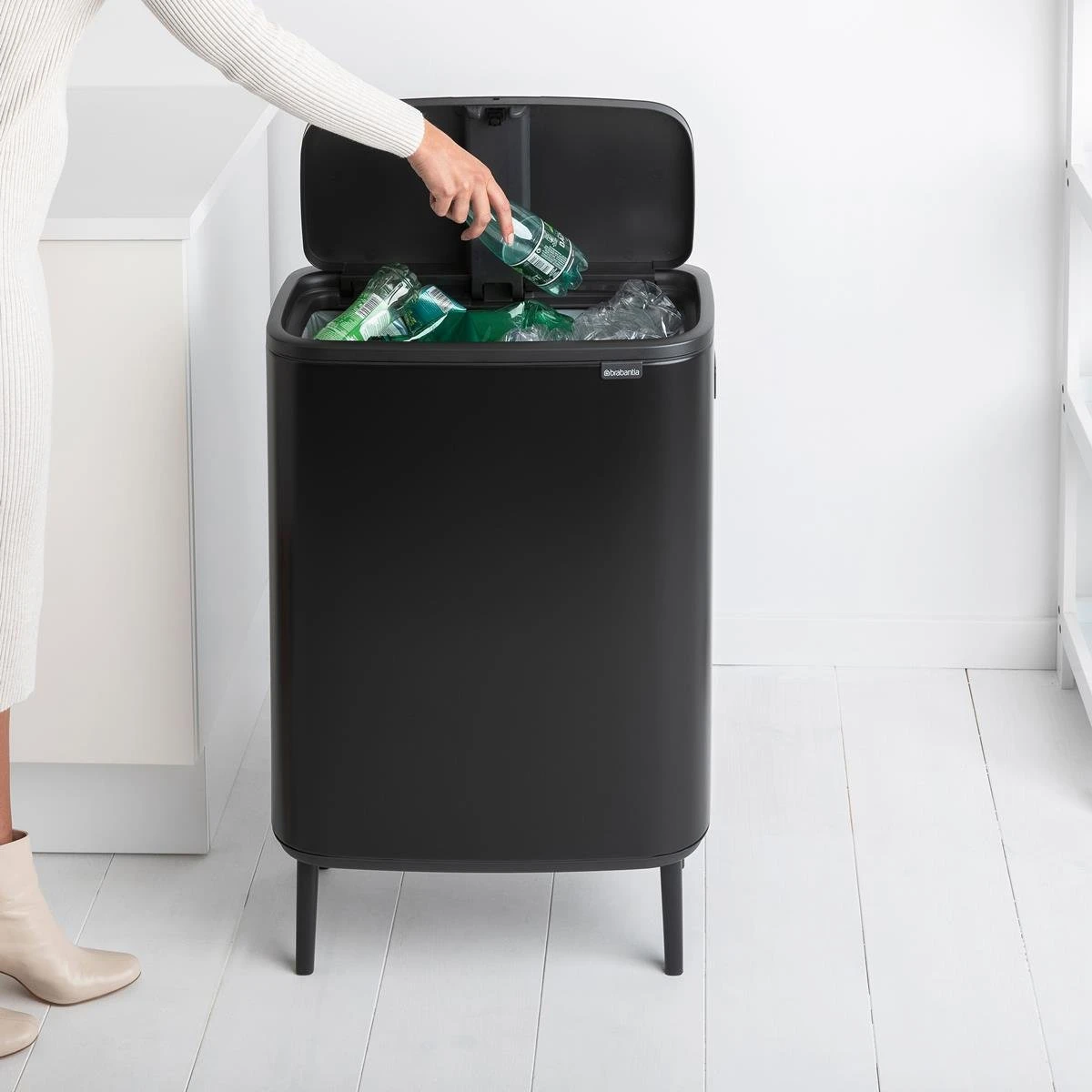 Brabantia Bo Touch Bin Hi 60 Liter 19 Brabantia Bo Touch Bin Hi 60 Liter - Afbeelding 17