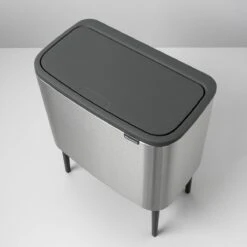 Brabantia Bo Touch Bin Afvalemmer 11 + 23 L - Vingerafdrukvrij - Zilver 38 Brabantia Bo Touch Bin Afvalemmer 11 + 23 L - Vingerafdrukvrij - Zilver -Brabantia 9487980