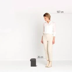 Brabantia NewIcon Pedaalemmer 3 Liter - Soft Beige 13 Brabantia NewIcon Pedaalemmer 3 Liter - Soft Beige -Brabantia 9497129