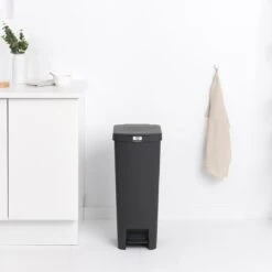 Brabantia StepUp Pedaalemmer 40 Liter - Dark Grey -Brabantia 9497572